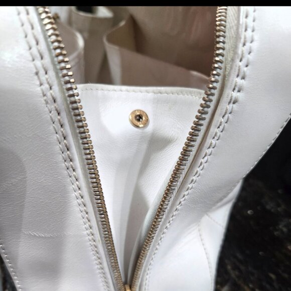 Preloved Chanel Bowler Handbag - Picture 7 of 11